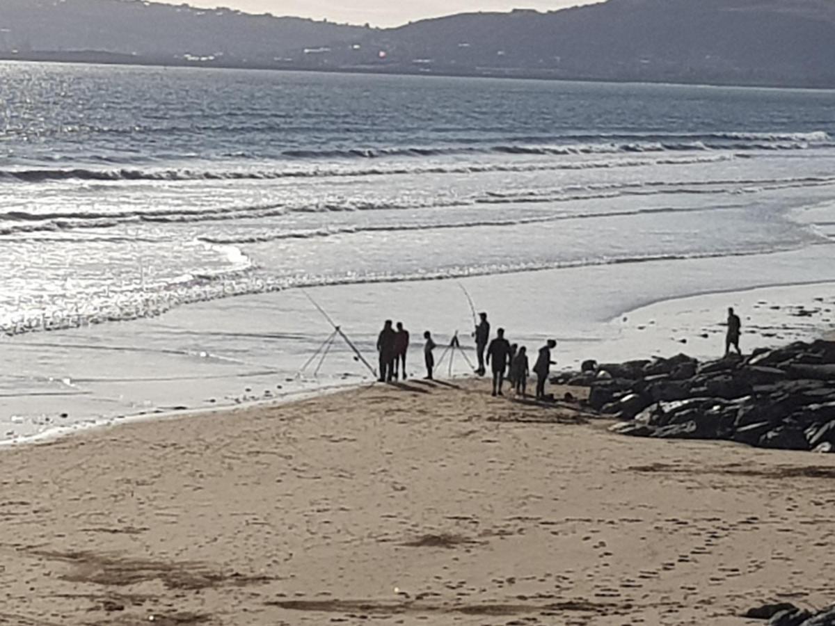 Driftmark Beachfront Location Aberavon Beach Sea Views Large Driveway Parking Private Site Fibre Optic Wi Fi Port Talbot Exterior foto
